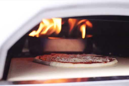Ooni Karu 12 vegyes tüzelésű pizzakemence